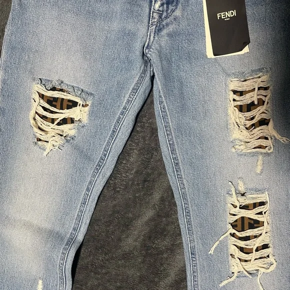 Fendi Jeans - Picture 2 of 3
